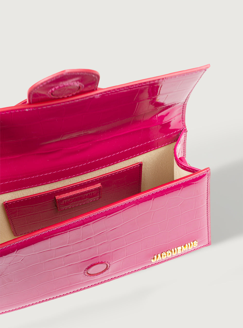 Jacquemus Grand Bambino Croco Fucsia